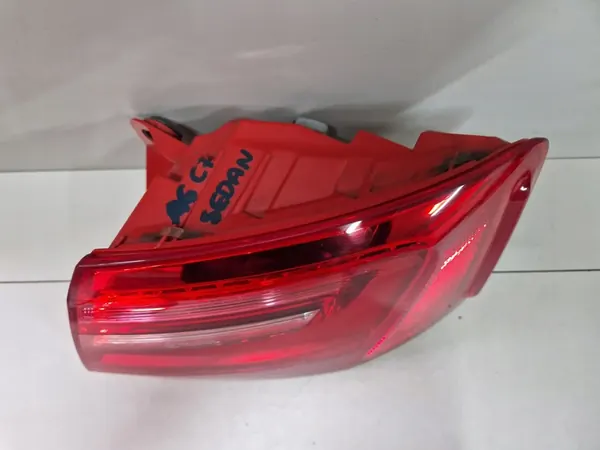 Luz trasera derecha Audi A6 C7 Sedán LED 4G5945096A image 2