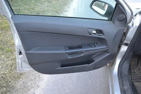OEM BJF896 Dörrklädsel Opel Astra H 4x image 2