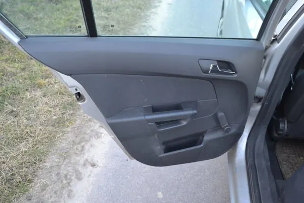 OEM BJF896 Dörrklädsel Opel Astra H 4x image 4