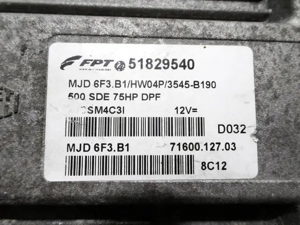 FIAT 500 1.3 JTD Unité de Contrôle Moteur 51829540 image 4