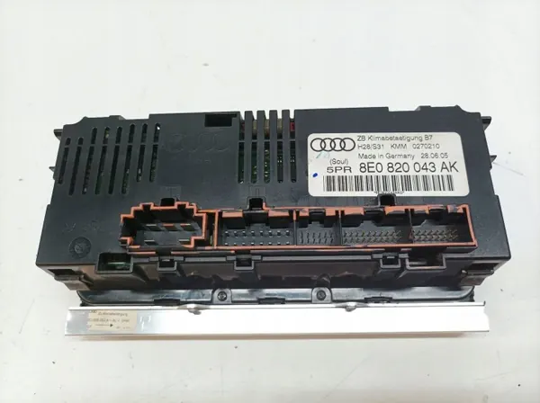 Vent Panel 8E0820043AK Audi A4 II B6 2000-2006 image 4