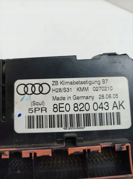 Vent Panel 8E0820043AK Audi A4 II B6 2000-2006 image 5