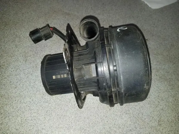 BMW OE 7520225 sekundärluftpump - Begagnad image 4