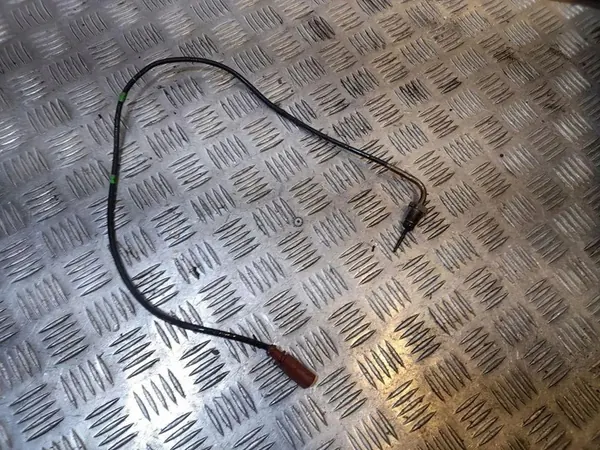 Capteur de température des gaz d'échappement VW TIGUAN 2.0L diesel 04L906088EB image 2