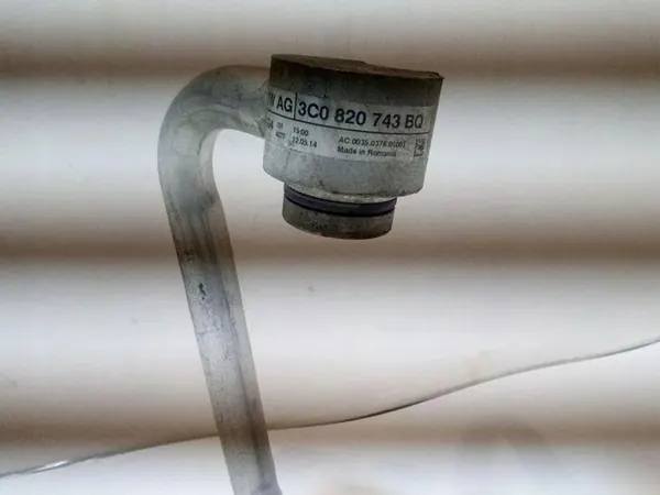 Vanne de radiateur de climatisation VW PASSAT B7 2.0L essence 3C0820743BQ image 2