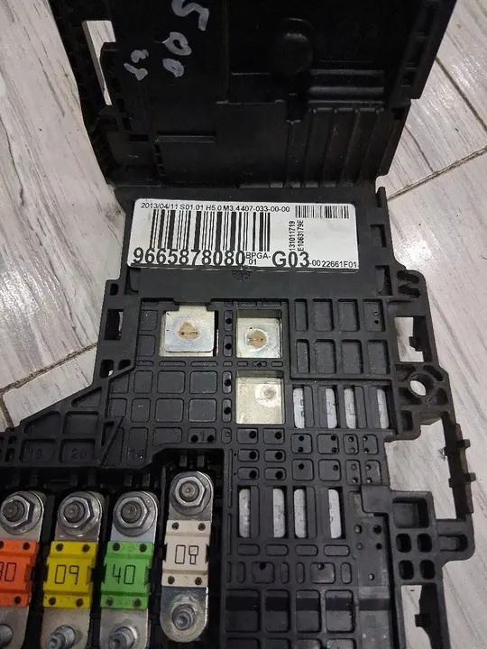 Voedingsmodule motorcompartiment Peugeot 508 I 1.6 E-HDI image 4