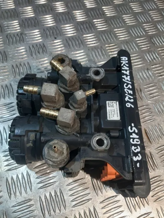 EBS-modulatorventiel OEM K050210 - Gebruikt image 8