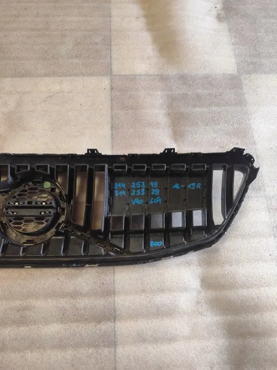 Grille Volvo V40 Lift 2016-2019 OEM KR 31425349 image 8