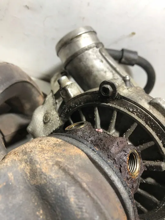 Turbocompressor Volkswagen OE 06j145701n - Usado image 8