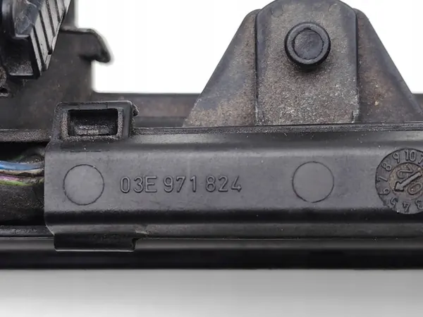 Rail d'injection Seat Ibiza 1.2 Essence 03E906031 image 6