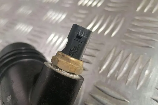 Coolant Temperature Sensor BMW 3 TOURING (F31) 7580635 image 4