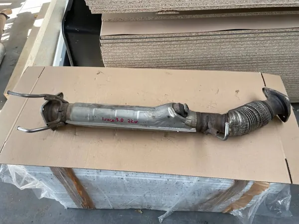 Iveco Daily VI 3.0 Joustoputki OEM 5802568172 image 2