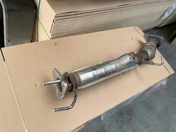 Iveco Daily VI 3.0 Joustoputki OEM 5802568172 image 4