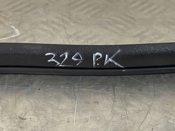 2023 Suzuki SX4 S-Cross Vedação da Porta Dianteira FOB49627 image 2