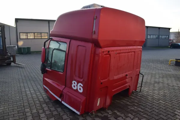 Estrutura Cabine Dormitório DAF CF Sem Portas - Usado image 4