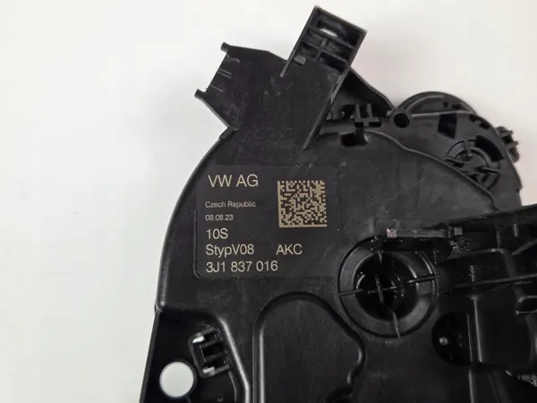 OEM 3J1837016 etuovi lukko oikea VW Passat B9 image 6