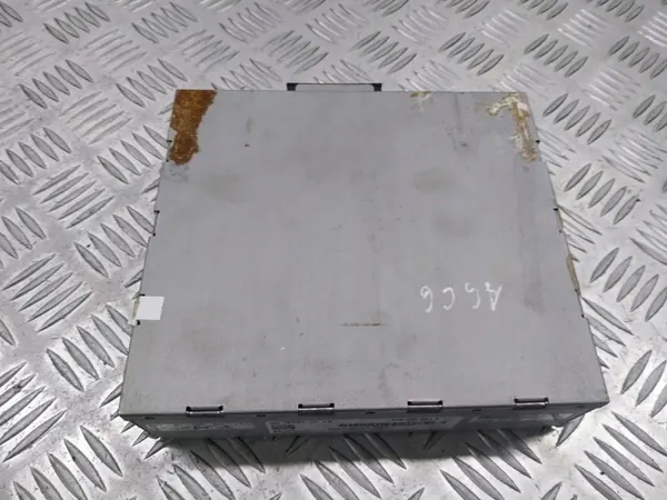 Begagnad Audi OE Radio Tuner 4F0035053B image 3