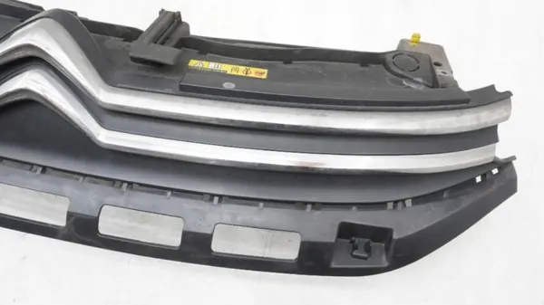 Grille Citroen C3 III OEM 9812063477 - Occasion image 3