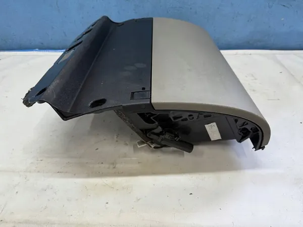 Audi A3 8P Hansikas OE 8P1857035B image 5