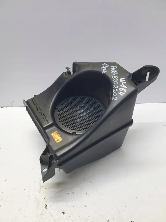 Harman Kardon Subwoofer OEM A1648202202 Mercedes ML W164:lle image 3