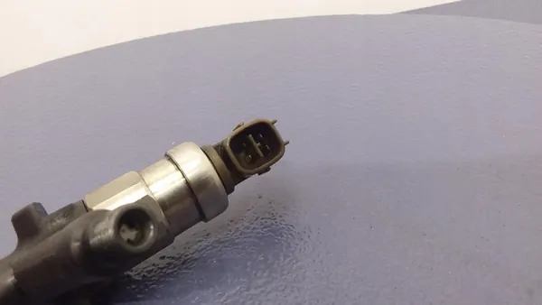 NISSAN PRIMERA P12 2.2D Injektor 16600AU600 image 3