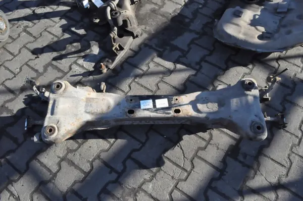 OEM 273263 Hinterachsschwinge für Chevrolet Epica image 2