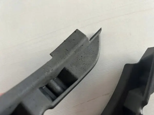 GOLF VII GTI LIFT 16-19 Guias de Para-choque Traseiro L+R OE image 8