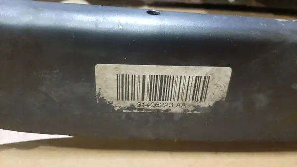 Volvo V40 Bakvagnsarm OEM 31406223 image 3