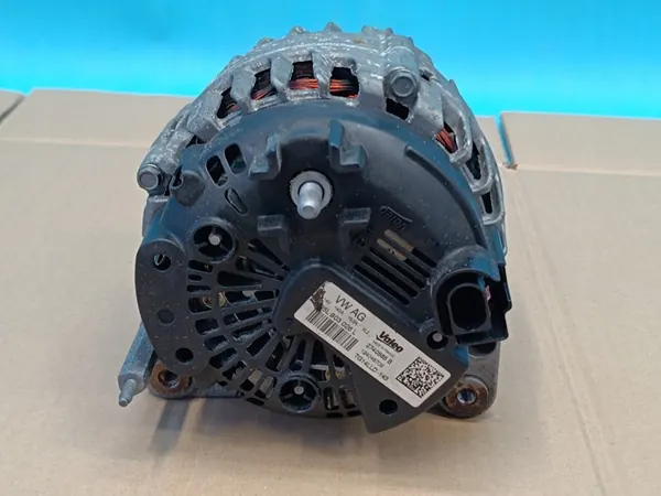 CUPRA FORMENTOR 2.0 TDI 2024 R Vaihtovirtageneraattori OEM 05L903026L image 2