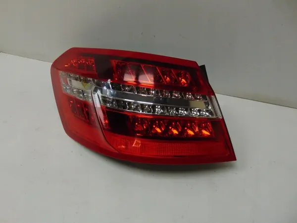 Mercedes-Benz OE A212 820 1164 Linker Achterlicht image 3