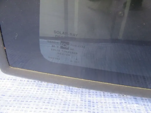 OEM 4x4OE001877 bakluckeglas för Chevrolet Blazer image 6