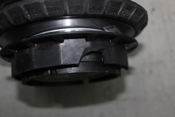 MERCEDES SPRINTER W 907 311 MacPherson Höger Framdämpare OEM image 4