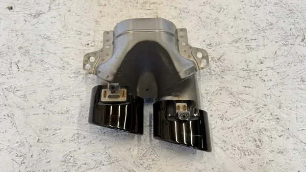 Mercedes C43 AMG vasen pakopää OEM A0004901000 image 3