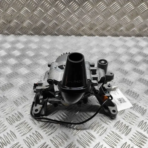 Gebruikte Jaguar oliepomp OEM G4D36L079J voor XF Sportbrake image 4