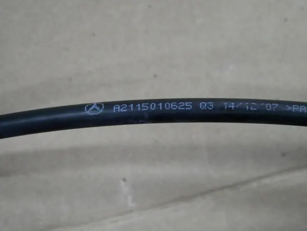 MERCEDES CLS W219 C219 Koelwaterslang A2115010625 image 5