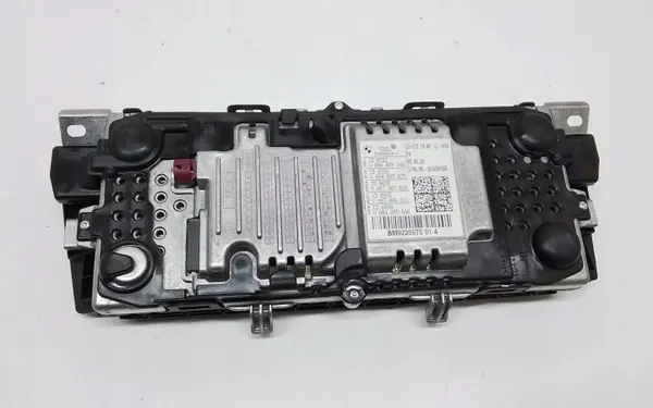 BMW 7-sarjan navigointinäyttö OEM 9226975 Käytetty image 6
