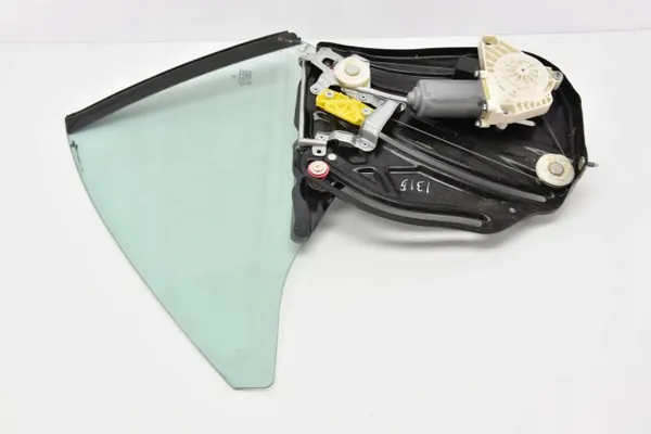 OEM A2316700206 Heckscheibenheber - Gebraucht image 5