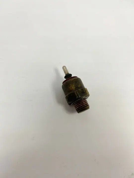 Lämpöanturi Mercedes W126 R107 M116 M117 image 3