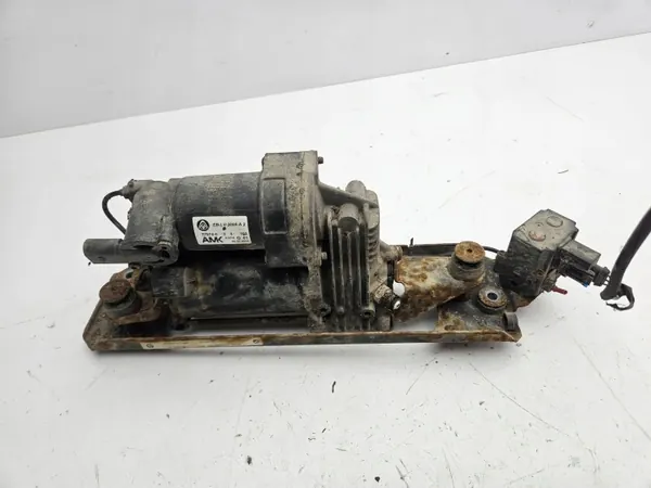 Compresor suspensión trasera neumática BMW 5 OEM 3723676908200 image 5