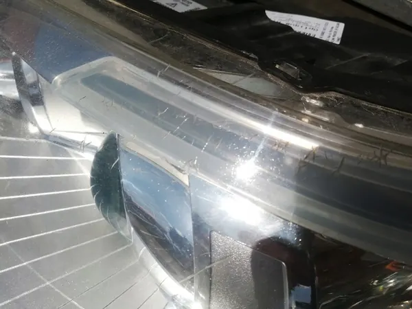 Farol Dianteiro Esquerdo Citroen C4 04-08 Xenon OEM 6208L8 image 3