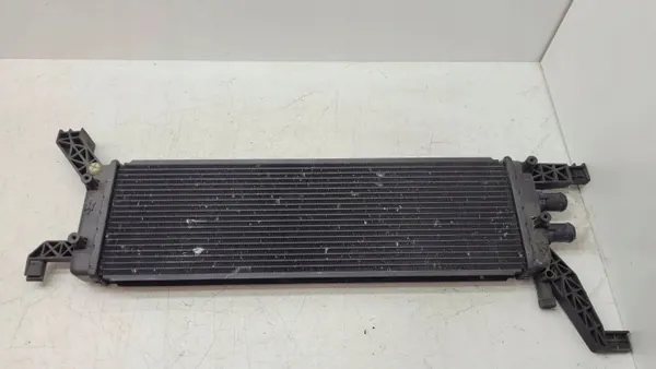 Maserati Ghibli III lisäjäädyttäjä OEM 670009821 image 2