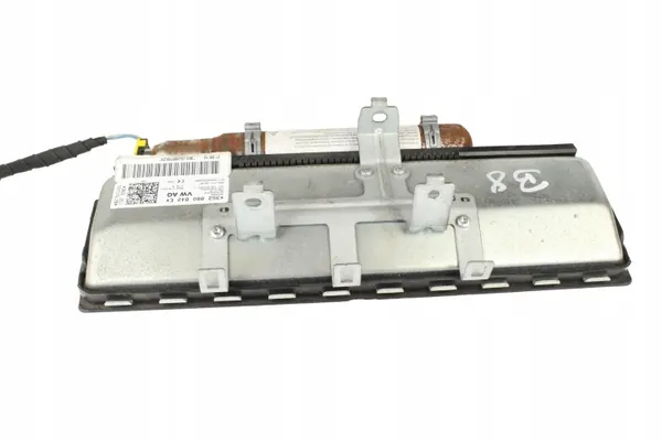 Airbag joelho condutor OEM 3G2880842 VW Passat B8 2014-2019 image 4