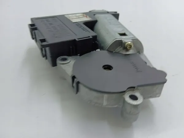 Moteur de toit ouvrant BMW OE 83814809 X5 E53 2002 image 4