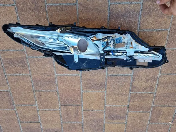 Cristal de faro izquierdo Toyota Camry VIII 17-22 OEM 81185-33D72 image 5