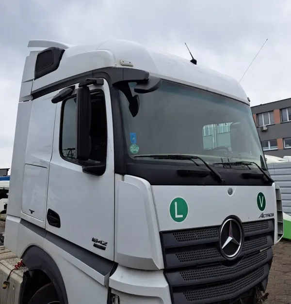 Cabine Complète Mercedes-Benz OE pour Actros MP4 Euro image 2