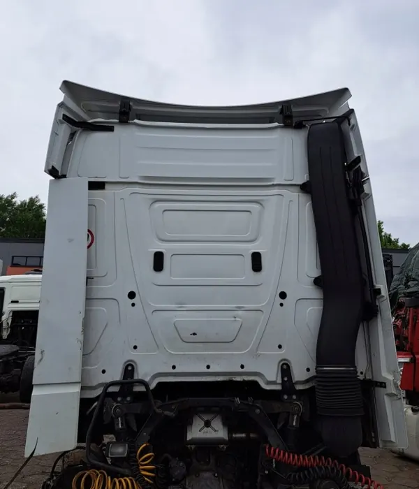 Cabine Complète Mercedes-Benz OE pour Actros MP4 Euro image 5