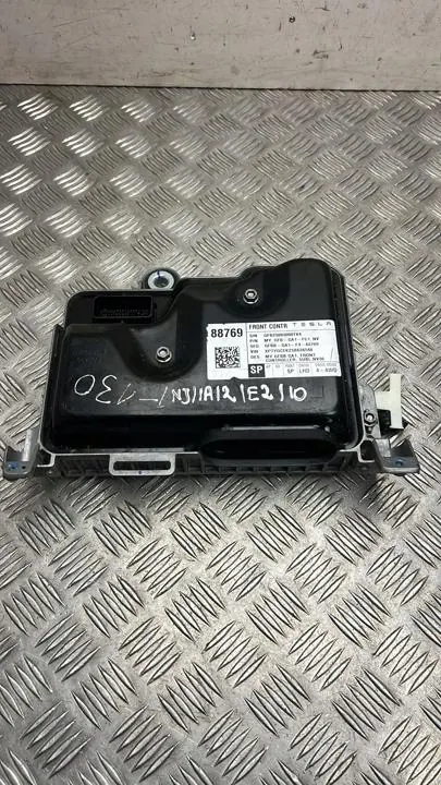 Tesla Invertteri OEM 1999613-01-A Model Y 2025 image 5
