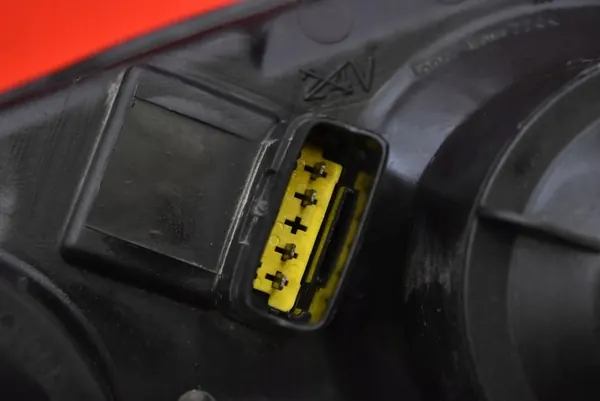 Oikea ajovalon linssi Nissan Almera N16 2003-2006 26010BN67A image 10