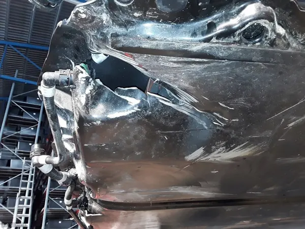 Batería híbrida Tesla Model Y OEM 170001298F - Usada image 10