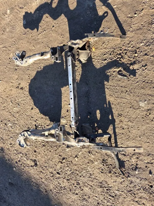 Audi Motorfäste OEM 8T0399315H - Begagnat Skick image 3